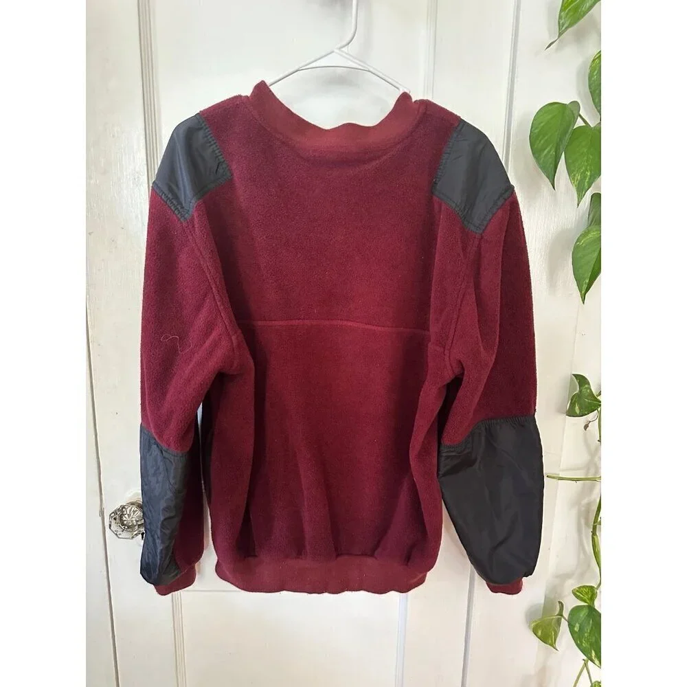 Cabela’s men’s size medium red sweater